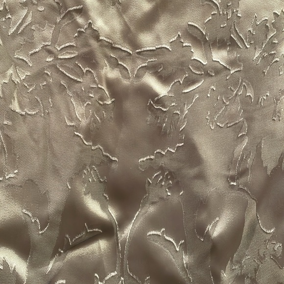 Woman’s Silk SLEEVELESS SCOOP NECK TOP. SKY BLUE. Size 2X. FINITY NATURALS II - Picture 2 of 7